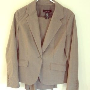 NY&Co Tan Suit - excellent condition